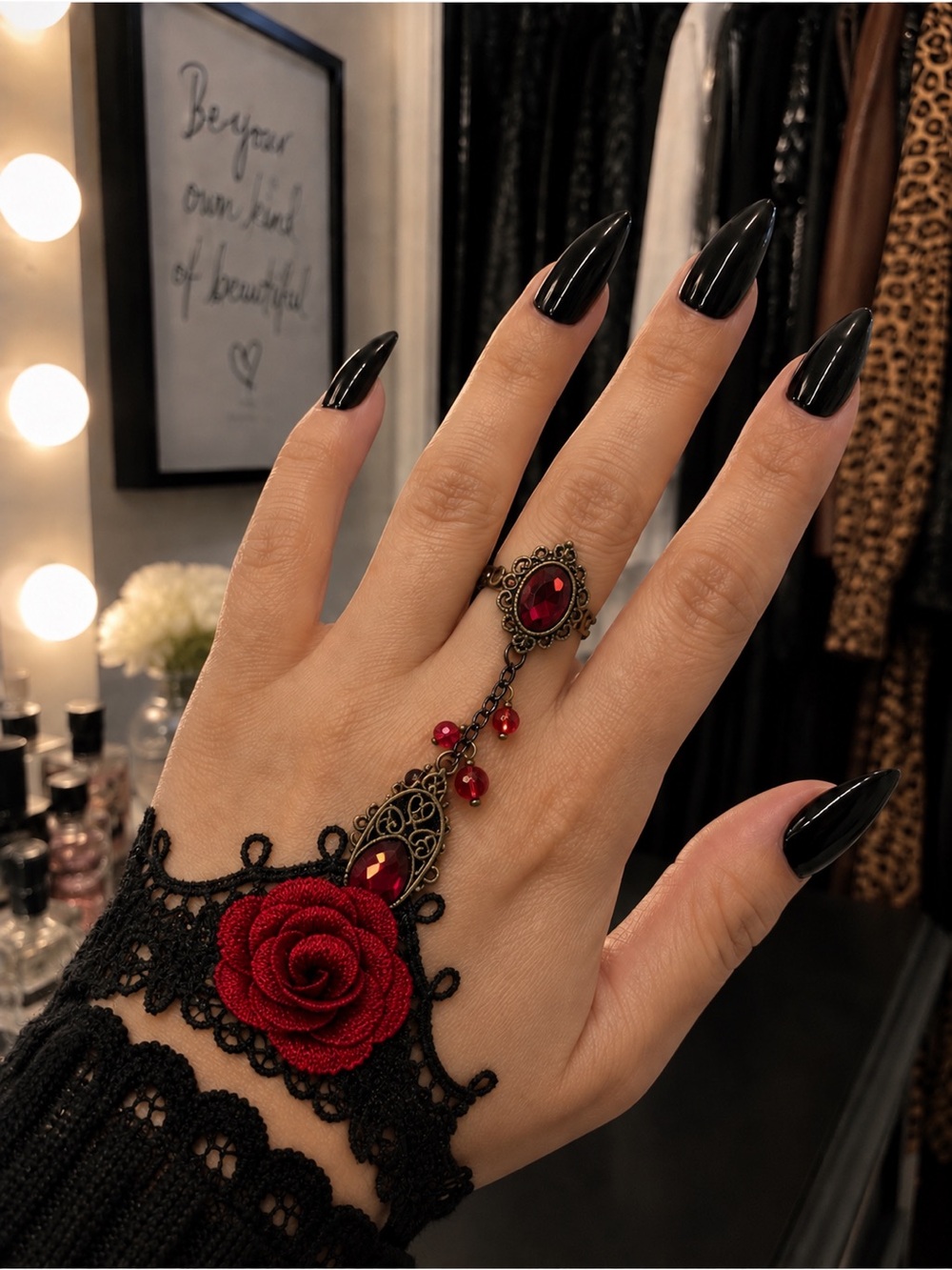 Eleanor ShuMark Gothic Red Rose Lace Hand Chain Ring NWT